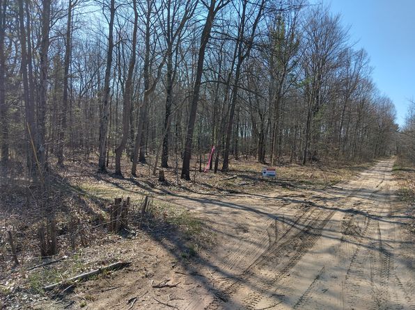S Wolf Lake Rd, Fruitport, MI 49415