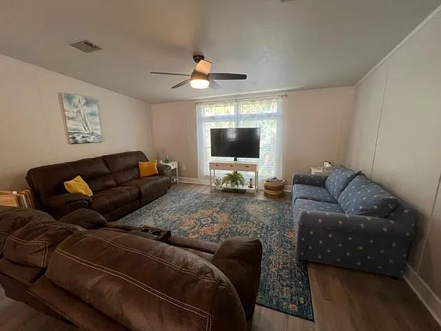 15754 Candle Dr — Photo 3