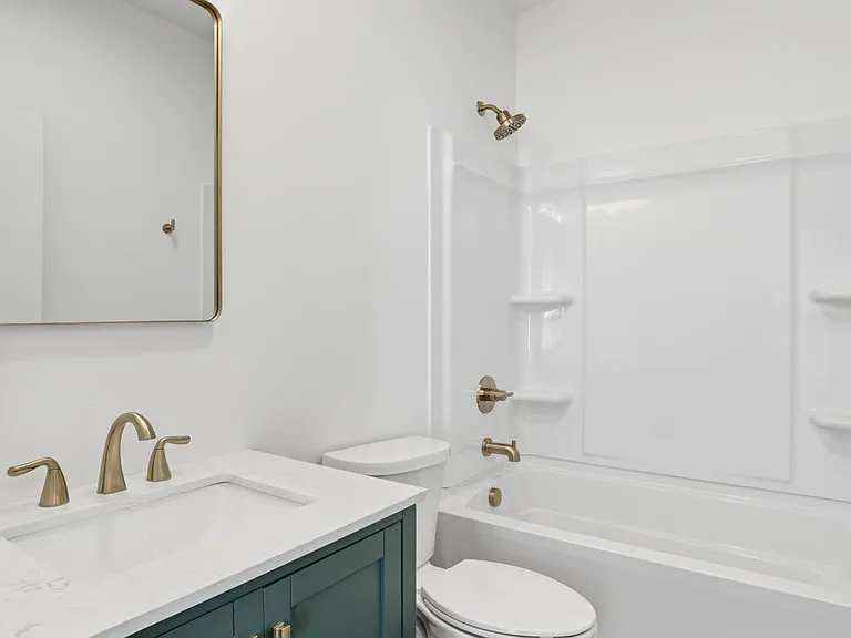 427 Ankara Ct — Photo 24