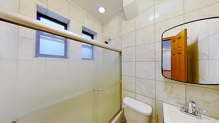 Rented by Bond New York | media 46