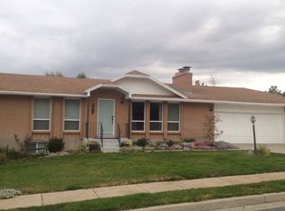 1121 E Hidden Valley Dr, Sandy, UT 84094
