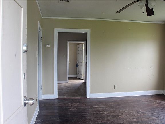 5th image of 5621 Avenue Q 1/2