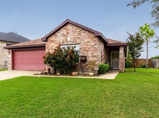 7302 Lake Roberts Way, Arlington, TX 76002