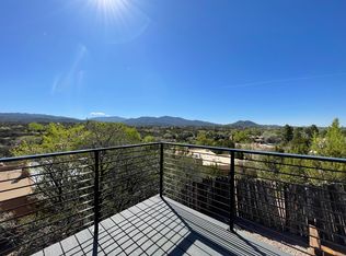 310 Loma Arisco, Santa Fe, NM 87501