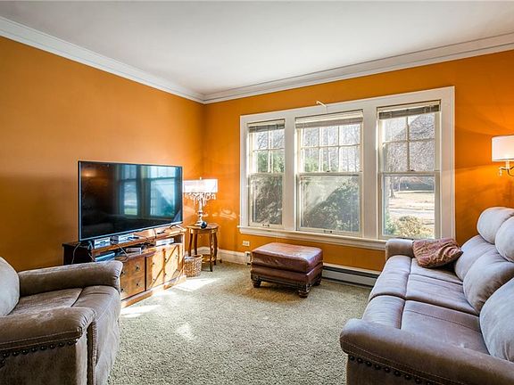 3rd image of 1062 Nicholson Ave
