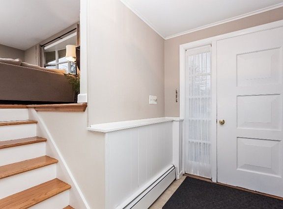 5th image of 129 Meadowlark Dr