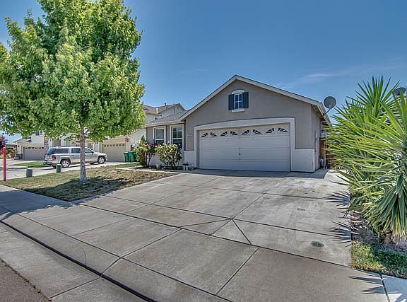 3rd image of 3264 Ogden Ln