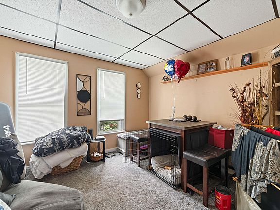 4th image of 613 N 59th Ave W