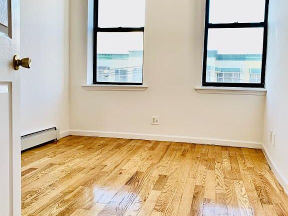 4th image of 234 Linden Blvd #2C