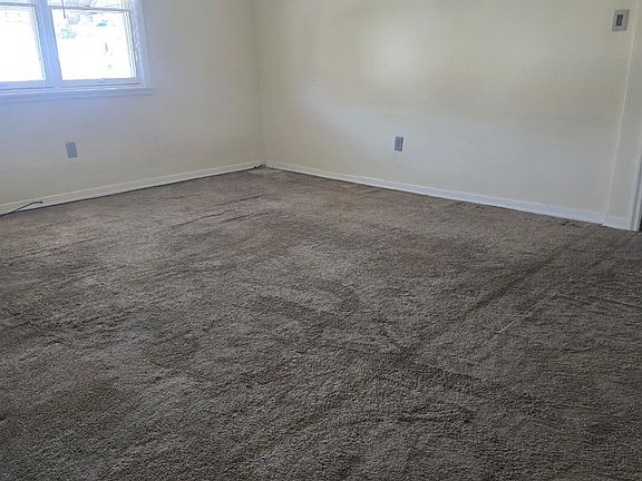 4th image of 2 Miner St APT 2