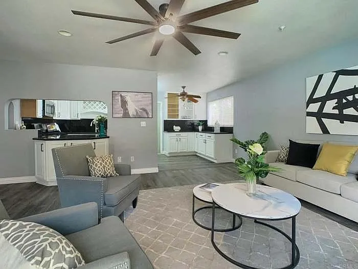 10143 Carreta Dr — Photo 12