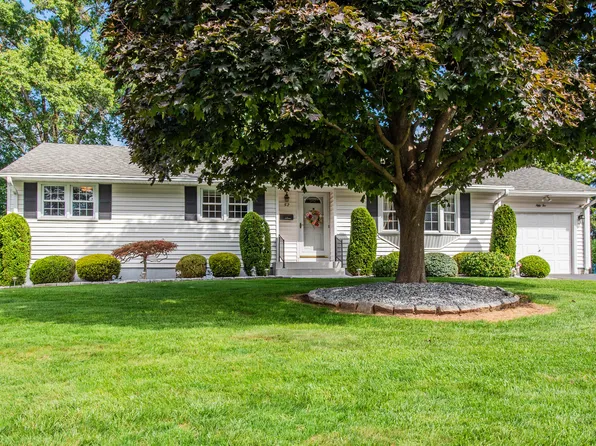 52 Augusta Drive, Newington, CT 06111