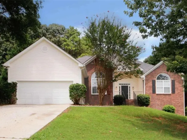 1972 Flowering Dr, Grayson, GA 30017