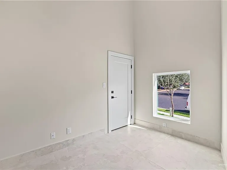 509 Ithaca Ave — Photo 24