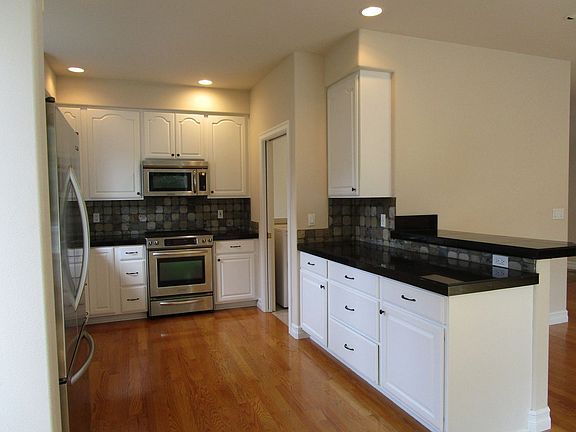 5th image of 3604 Cedar Glen Way