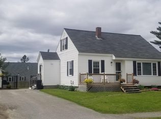 52 Capri St, Brewer, ME 04412