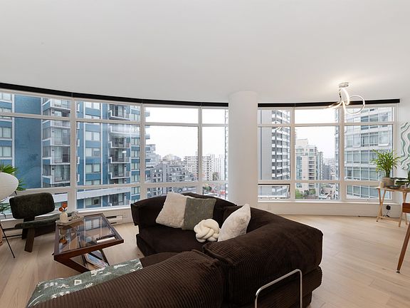 3rd image of 1200 Alberni St #1203