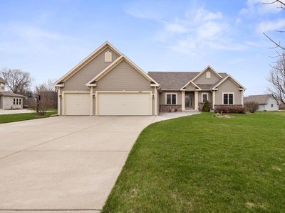 1880 Highland COURT, Slinger, WI, 53086