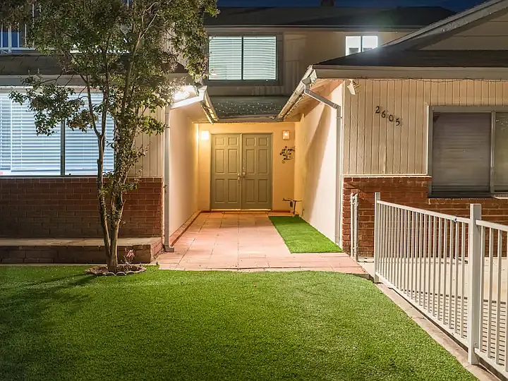 2605 French Ct — Photo 2