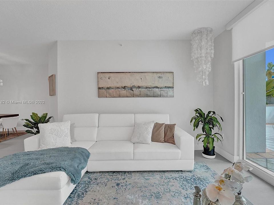 1st image of 7900 Harbor Island Dr APT 506