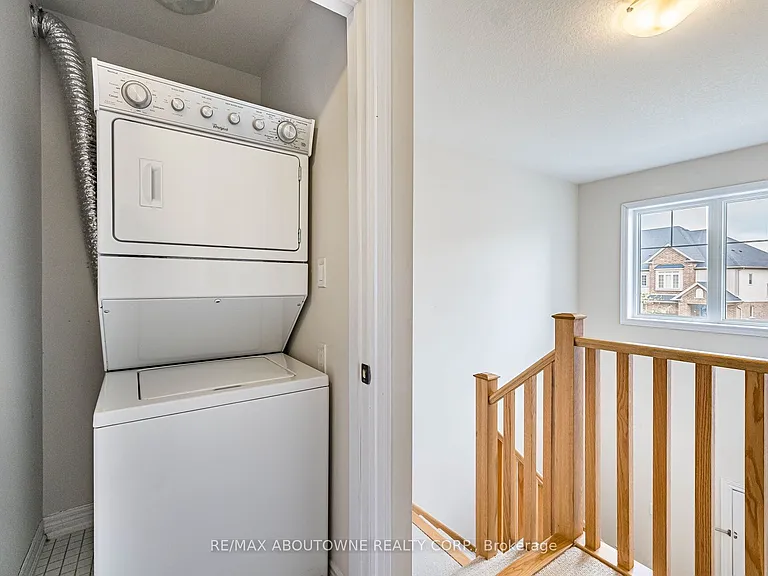 81 Pettitt Dr — Photo 42