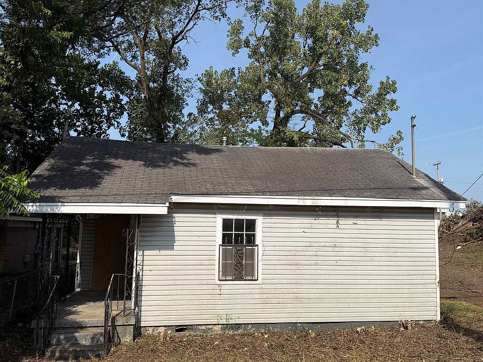 1st image of 1349 N McNeil St
