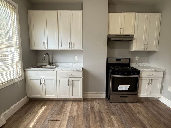 152 Inslee Pl APT 1