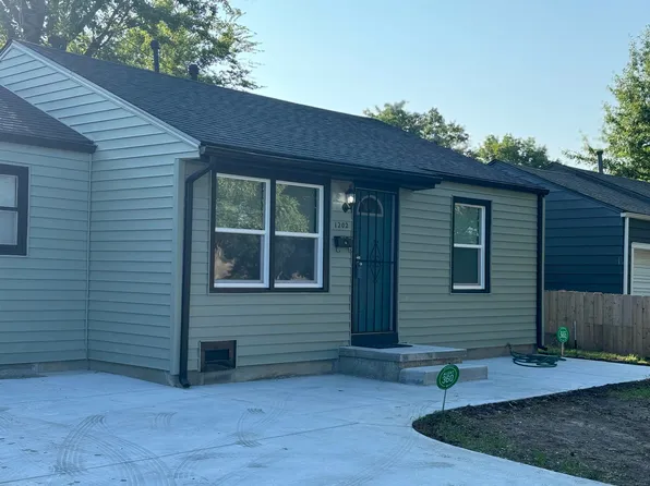 1202 S Edgemoor St, Wichita, KS 67218