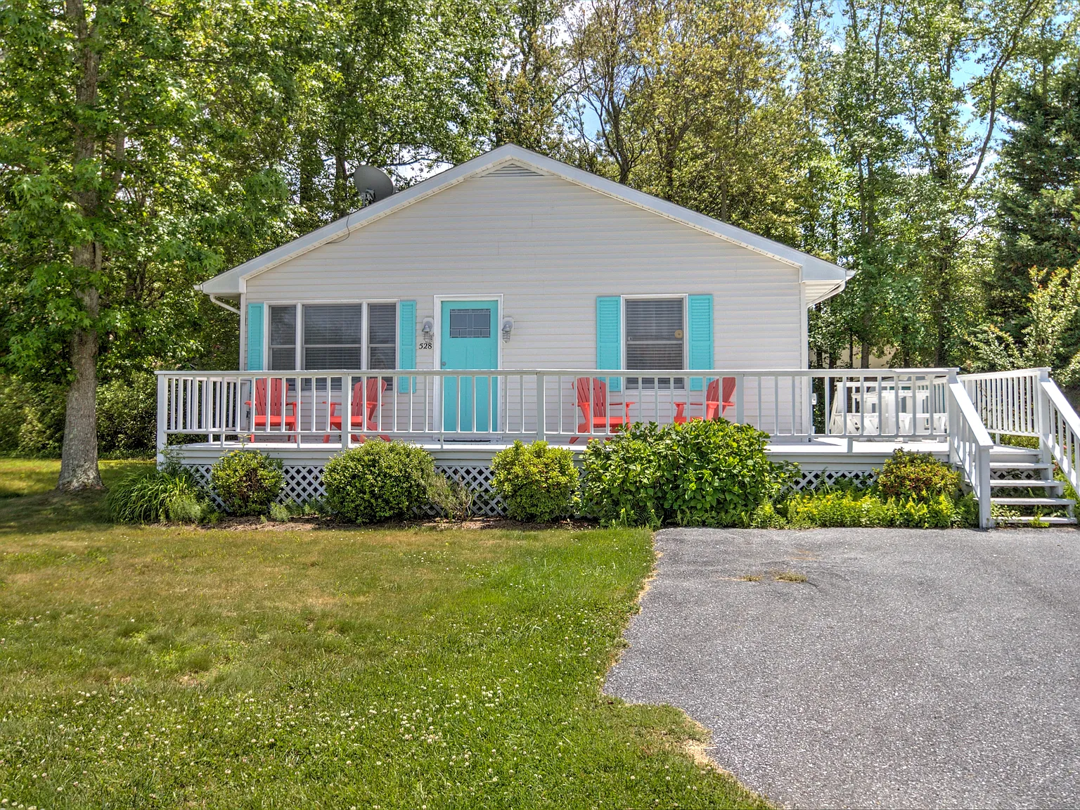 3 bed, 1232 sqft, $2,000 — Photo 1