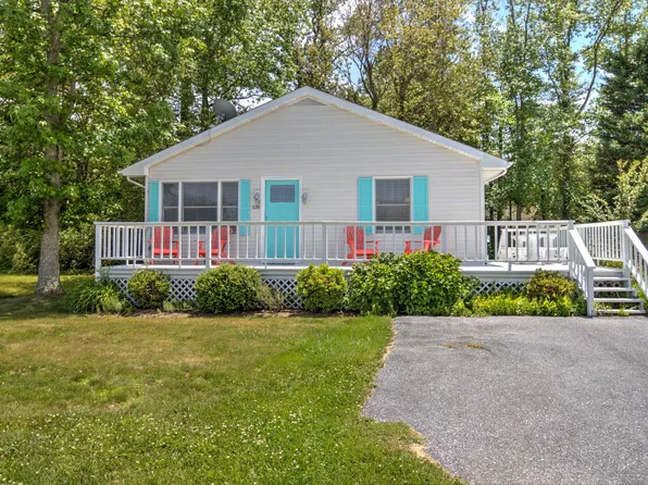 528 Candlelight Ln, Bethany Beach, DE 19930