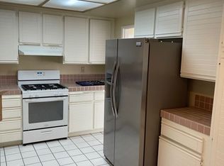 15905 Oro Glen Dr, Moreno Valley, CA 92551