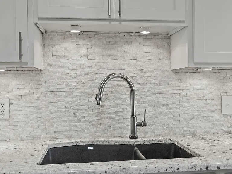 236 Chippendale Cir #236 — Photo 10
