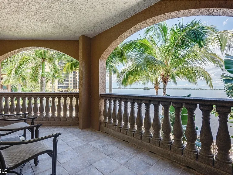 2825 Palm Beach Blvd #219 — Photo 17