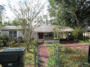 121 Aero Dr, Defuniak Springs, FL 32433