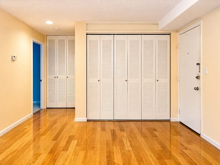 15 Francis St #16 — Photo 6