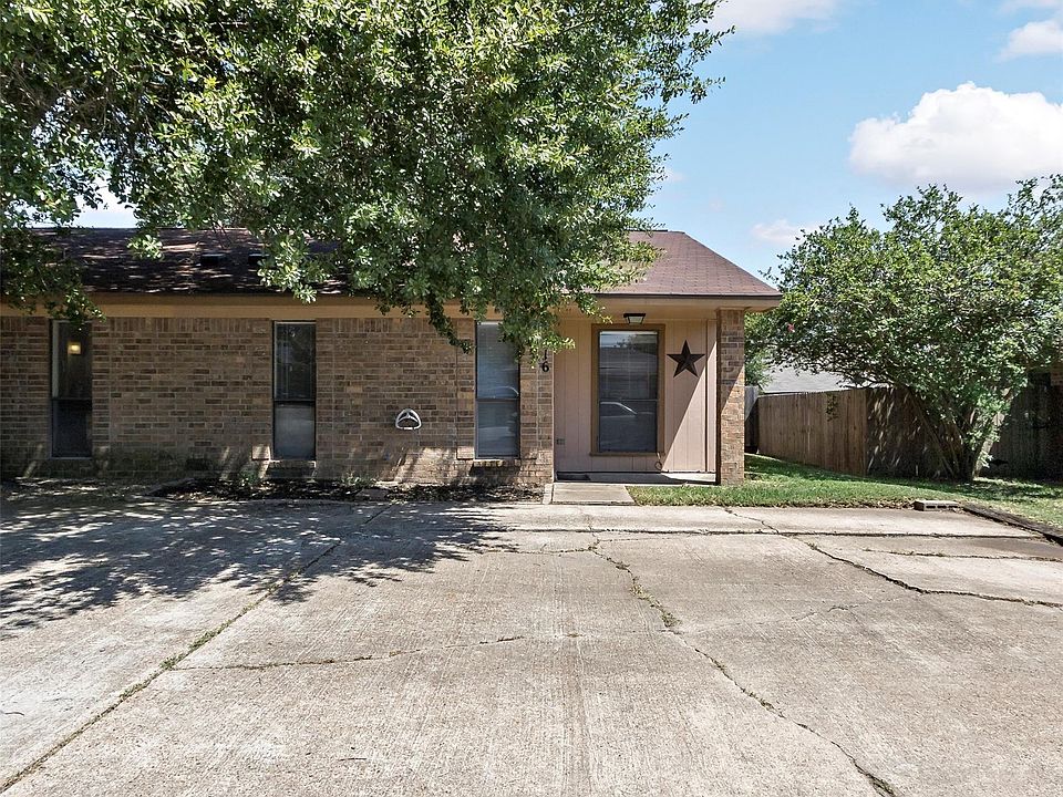 1st image of 716 San Benito Dr