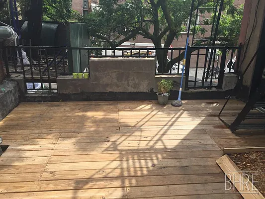 Rented by Brooklyn Heights Real Estate Inc | media 15