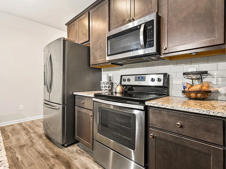 551 Monticello Blvd SE — Photo 6