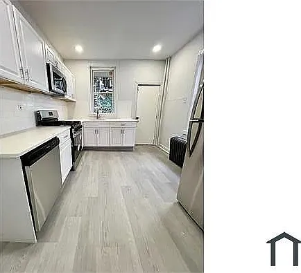 1532 S Lindenwood St — Photo 2