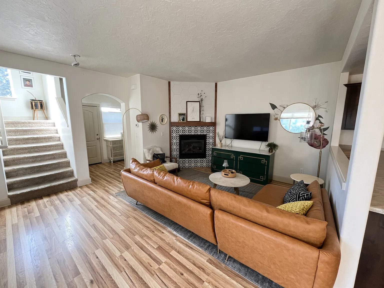 3 bed, 2.5 bath, 1543 sqft, $2,850 — Photo 3