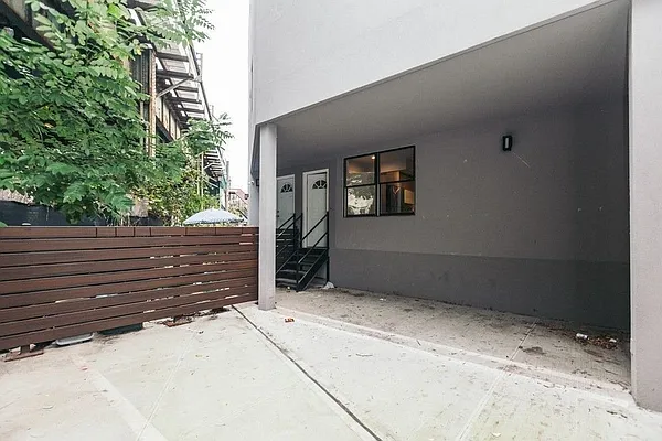 Rented by Empire Deeds LLC  | media 10