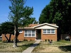 1618 S Grinnell St, Perryton, TX, 79070