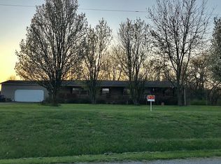 351 Suchman Rd, Ava, IL 62907