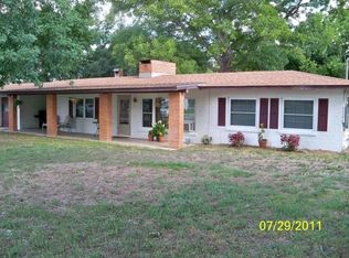 2806 W Us Highway 90, Seguin, TX 78155