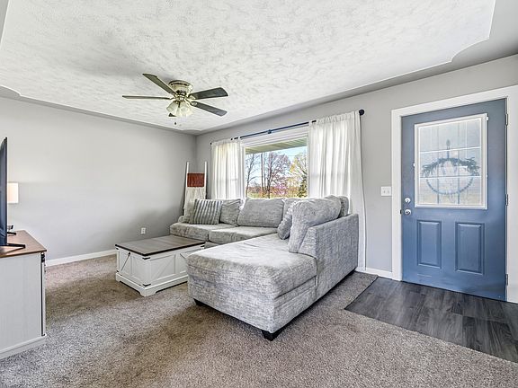 2nd image of 9514 Huntington Rd