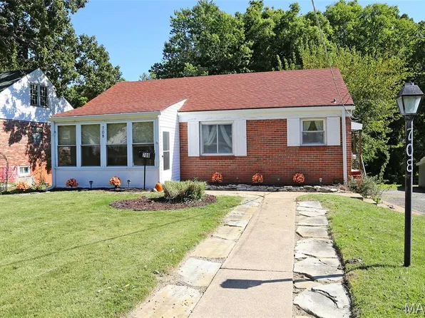 708 N Elizabeth Ave, Saint Louis, MO 63135