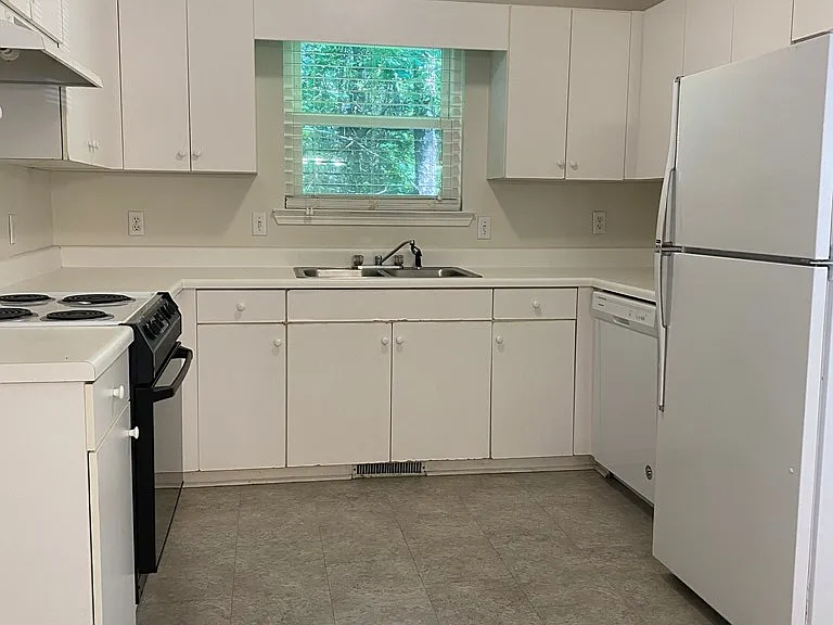 1309 Moice Dr — Photo 4