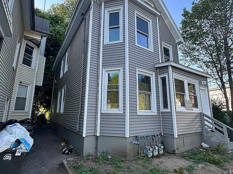 69 Frank St #A — Photo 18