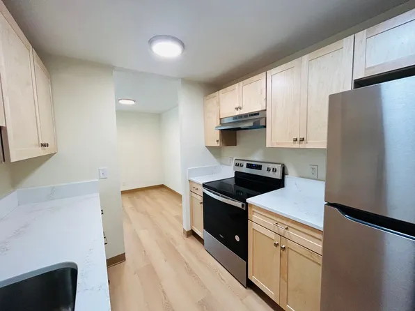 LI1456, 1456 Lincoln St APT 3, Bellingham, WA 98229