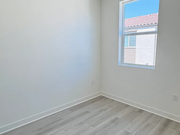 4239 Jasmine Ln — Photo 2